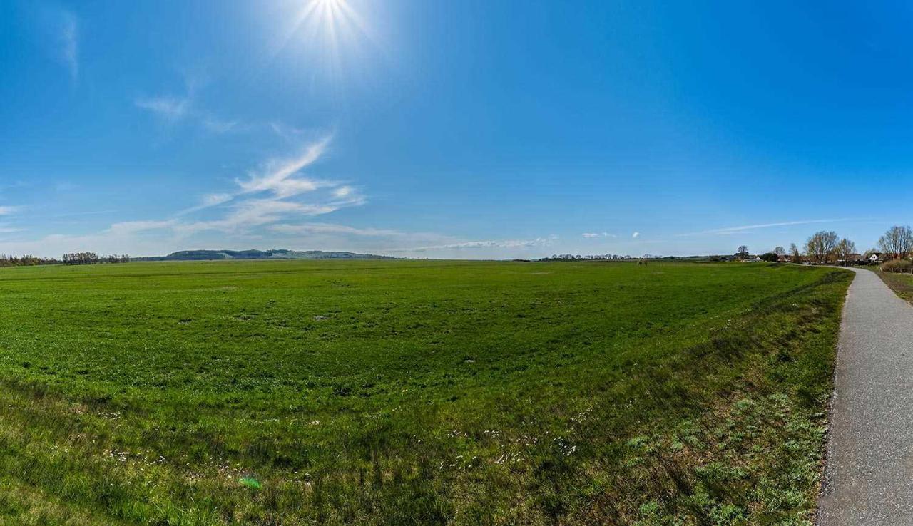 Schoene Ferienwohnungen Am Lobber Deich Luaran gambar